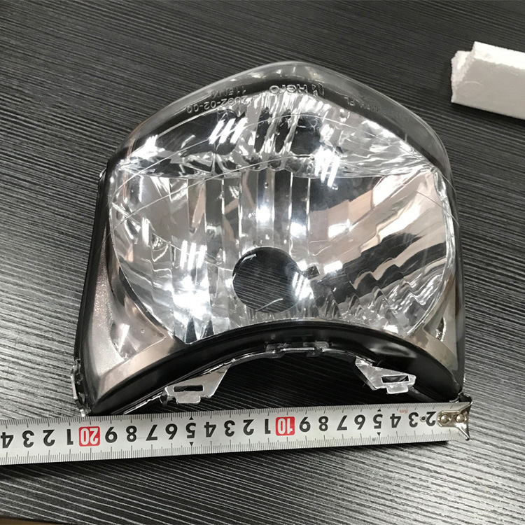大燈模具及產(chǎn)品
